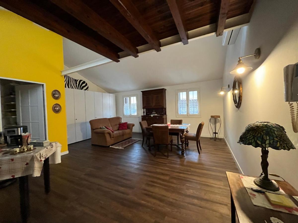 Appartamento Casa Di Adelaide Schio Esterno foto